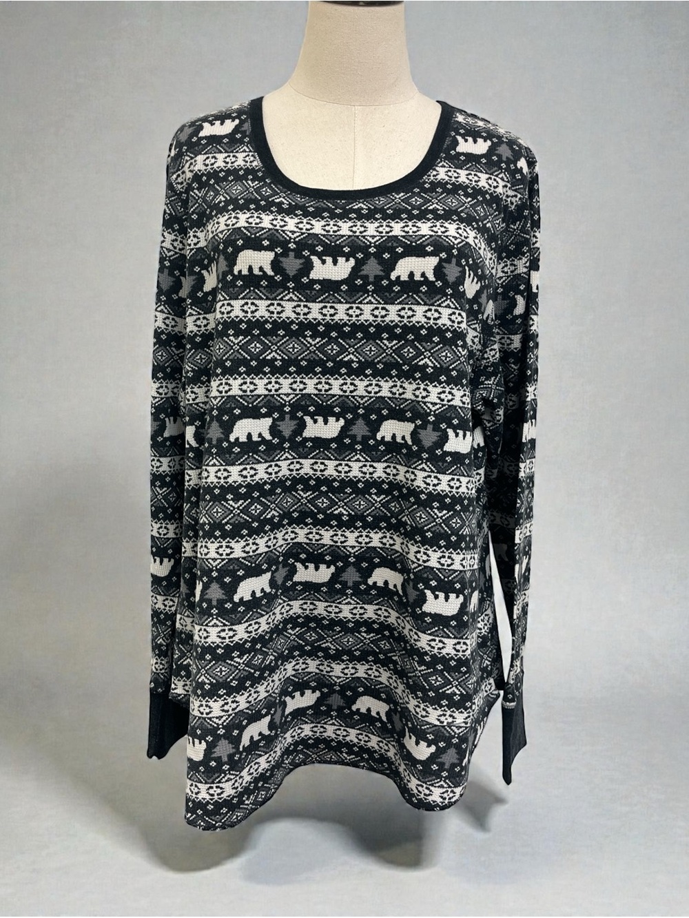 Old Navy Black & White Fair Isle Sweater with Polar Motifs